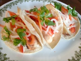 summery fish tacos